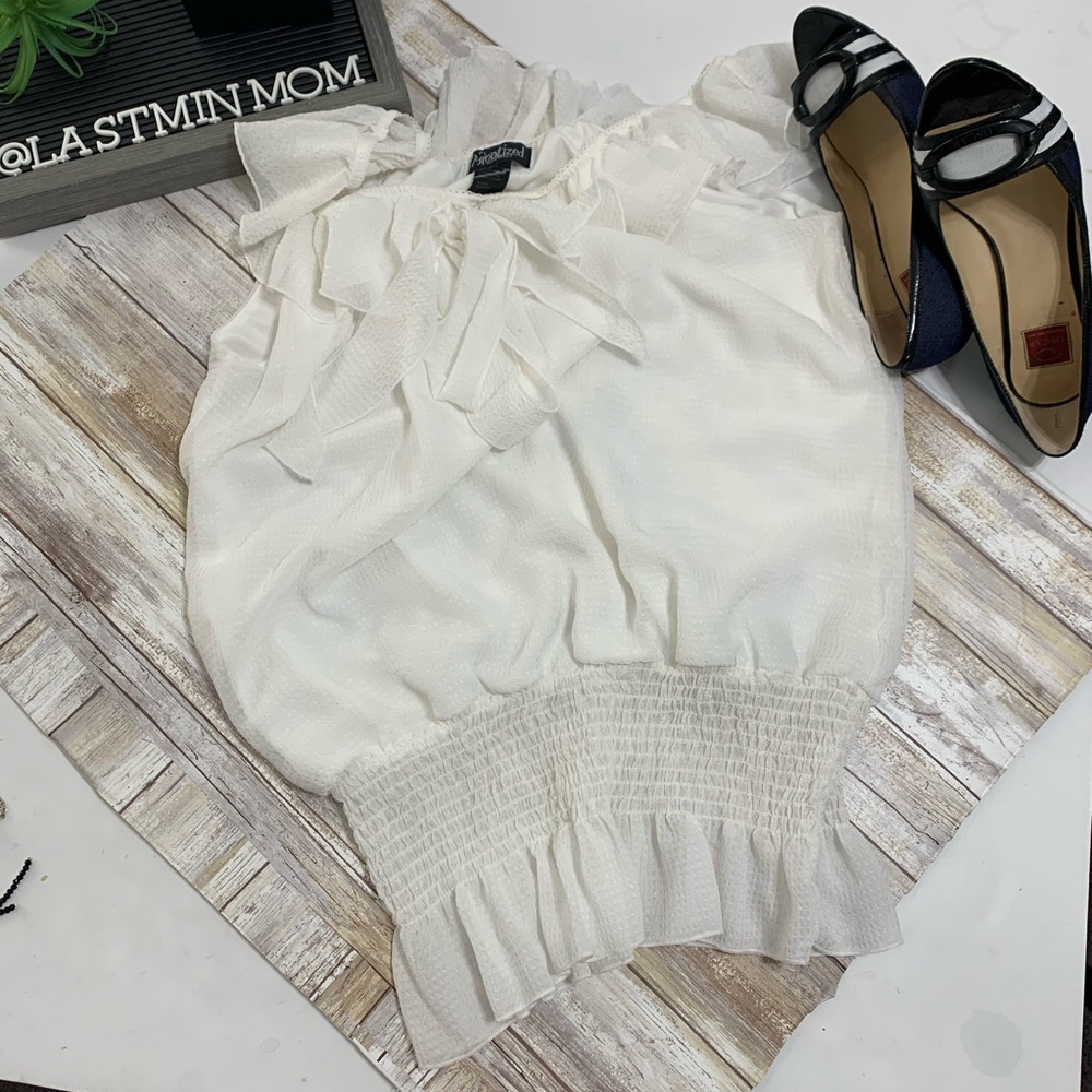 ‼️Hypnotized White Crape Ruffle Top Size Large‼️ - Picture 2 of 8